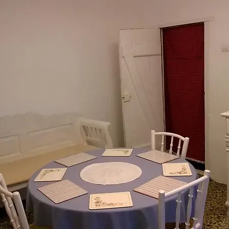 בית הארחה Luca Vendeghaz